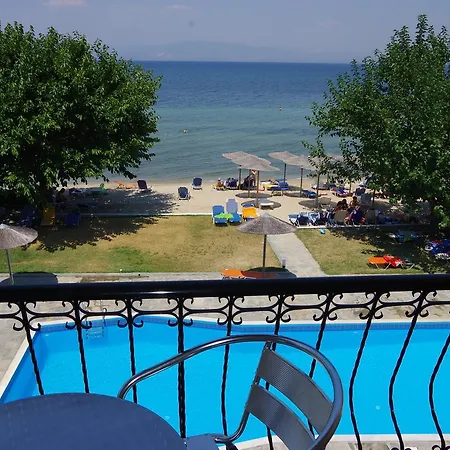 Sunrise Apartmanhotel Szkála Rahoníu