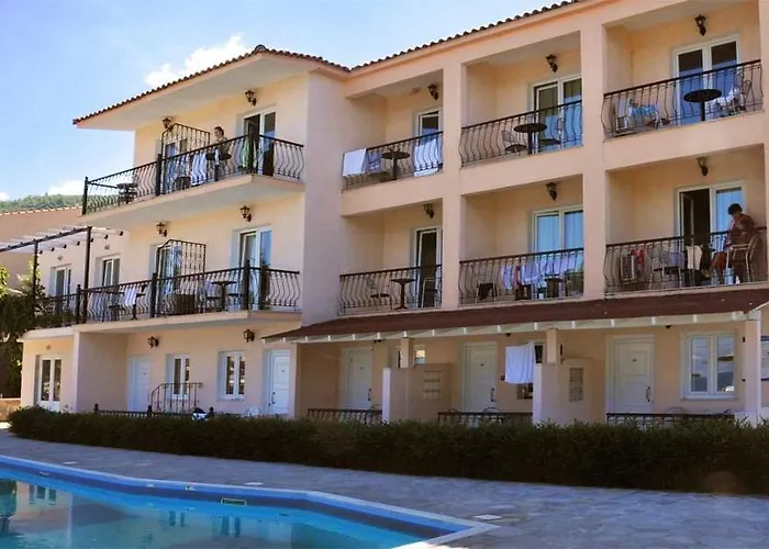 Aparthotel Sunrise 3*